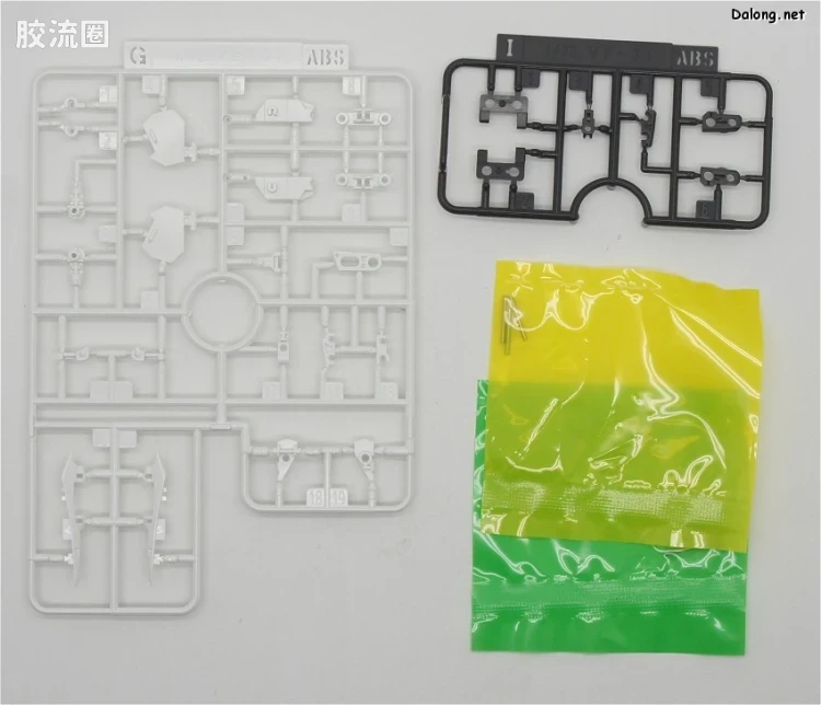万代超时空要塞系列拼装模型 1比72 VF-31S 齐格弗里德(阿拉德机) - 图片